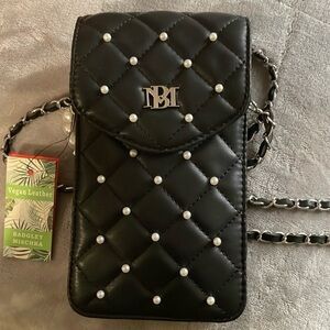 NWT!Badgley Mischka Black Quilted Vegan Leather Phone Holder Crossbody Bag